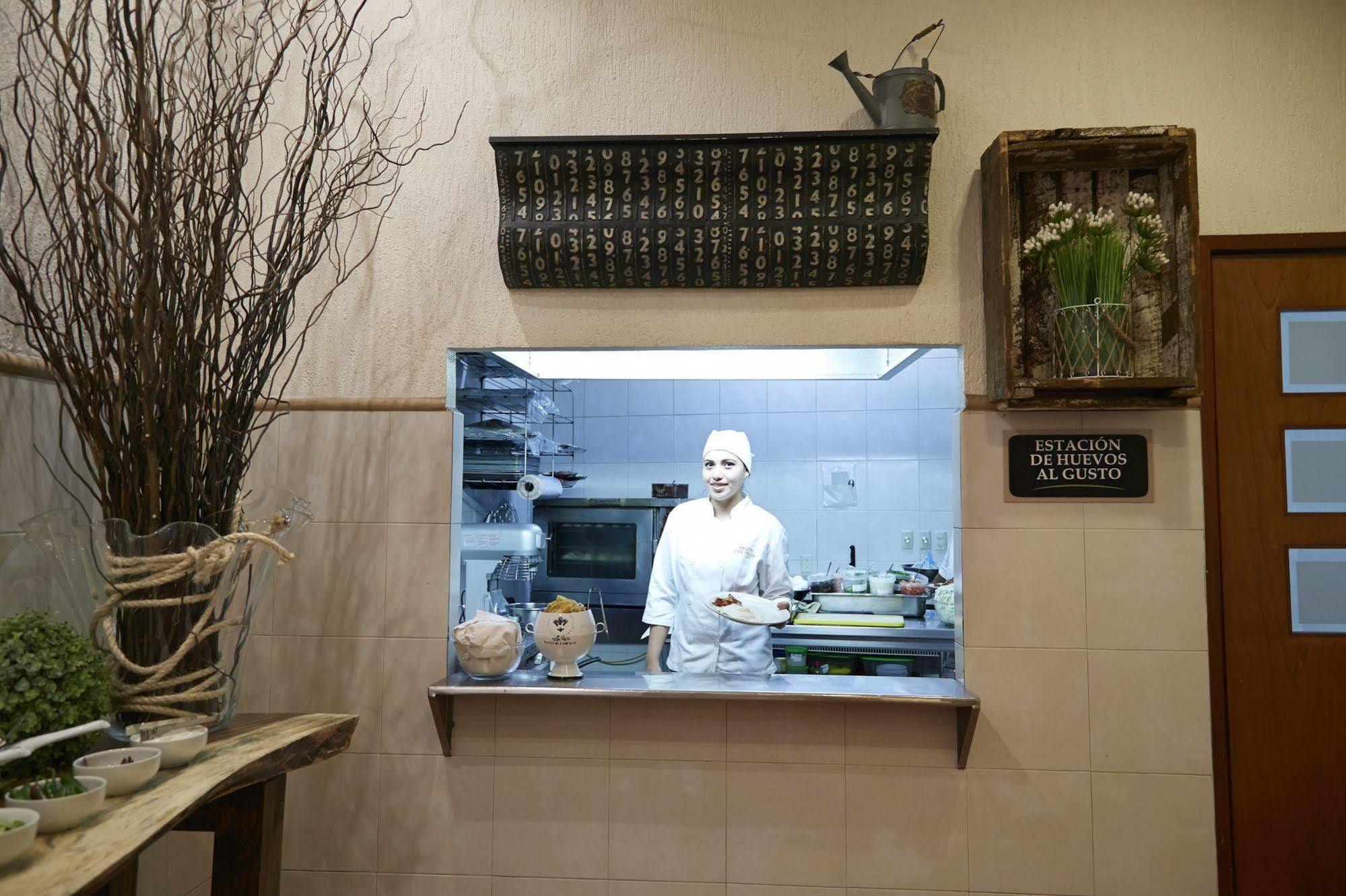 梅松德瓦耶酒店 萨莫拉-德伊达尔戈 外观 照片